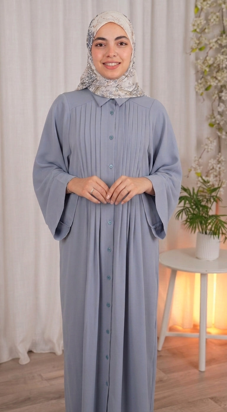 Lina Abaya de Haya Le charme des plis modernes et une élégance discrète