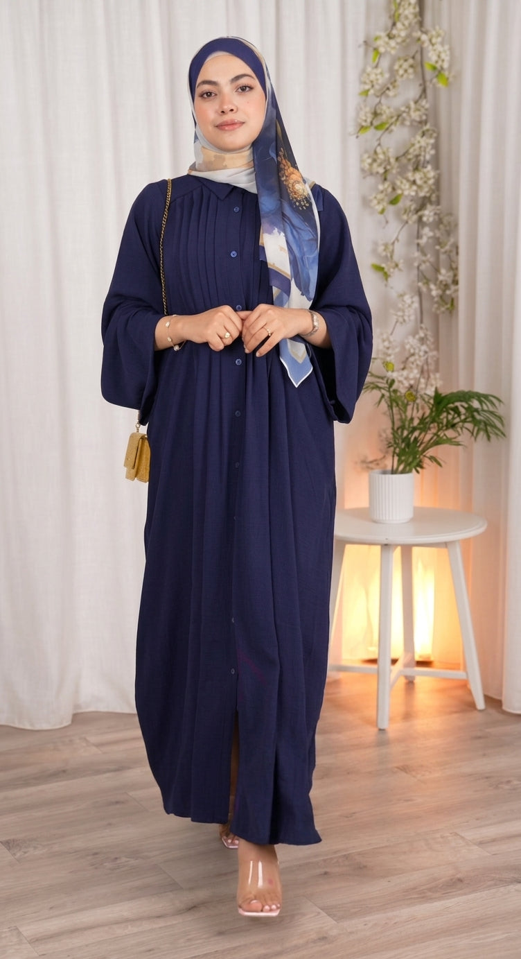 Lina Abaya de Haya Le charme des plis modernes et une élégance discrète